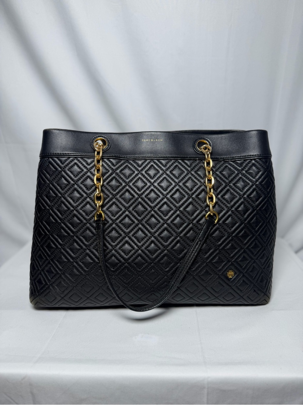 Tory Burch Fleming Quilted Leather Tote – Black/Gold
